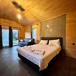 Casaba Otels Szálloda *